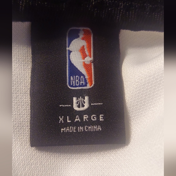 NBA Chicago Bulls polyester zip jacket xl - Picture 7 of 10